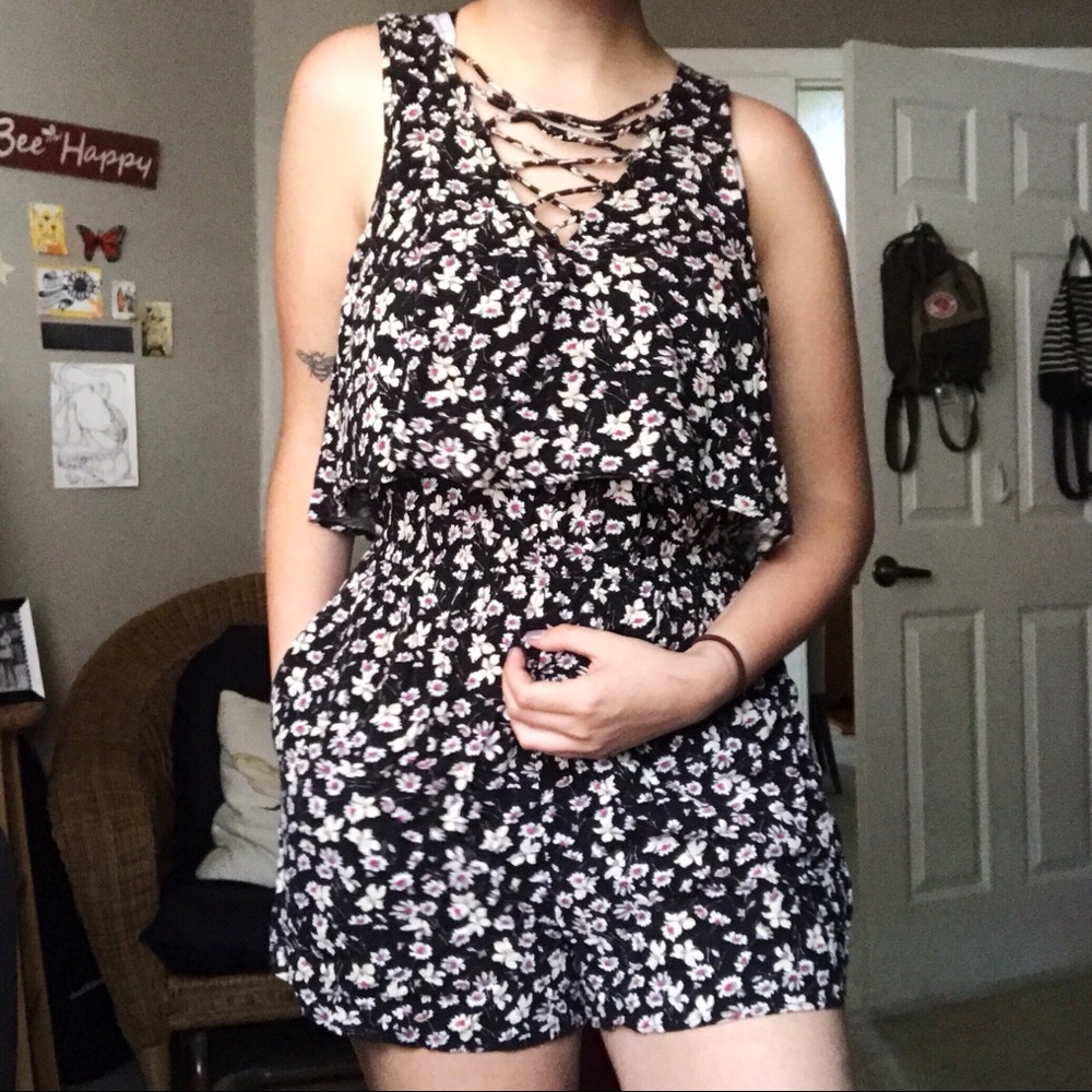 ae floral romper 🌼